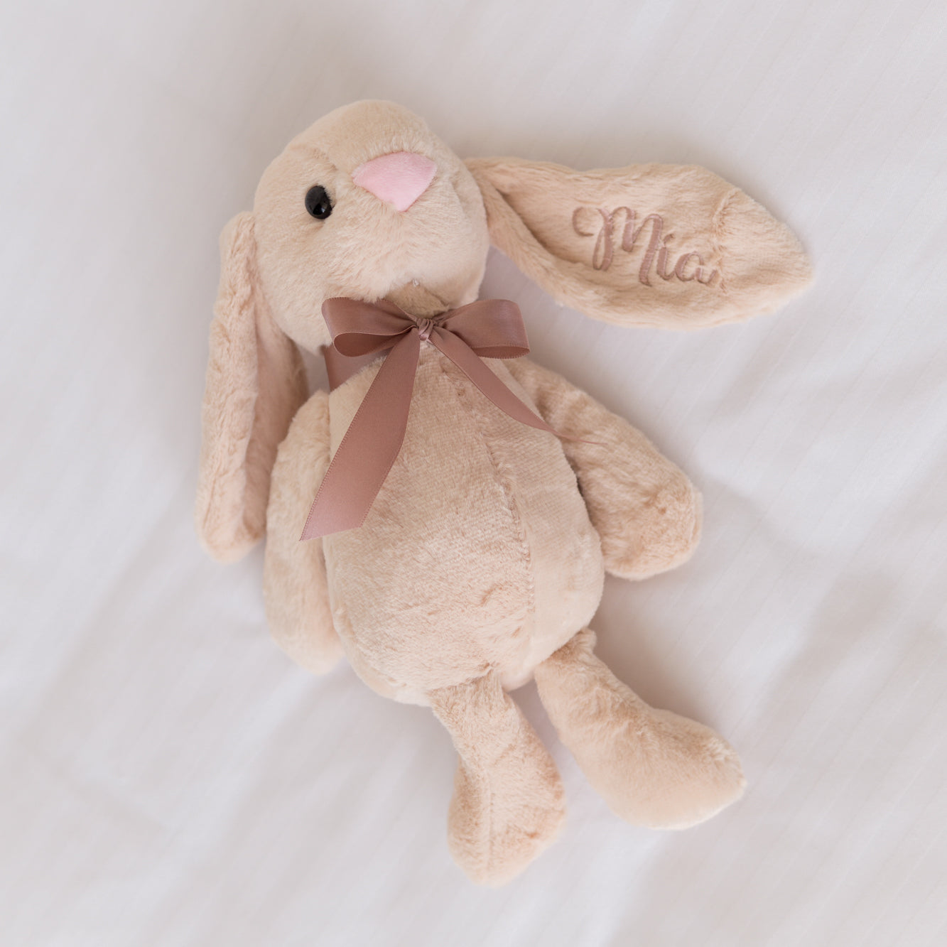 conejito riley personalizado en oreja