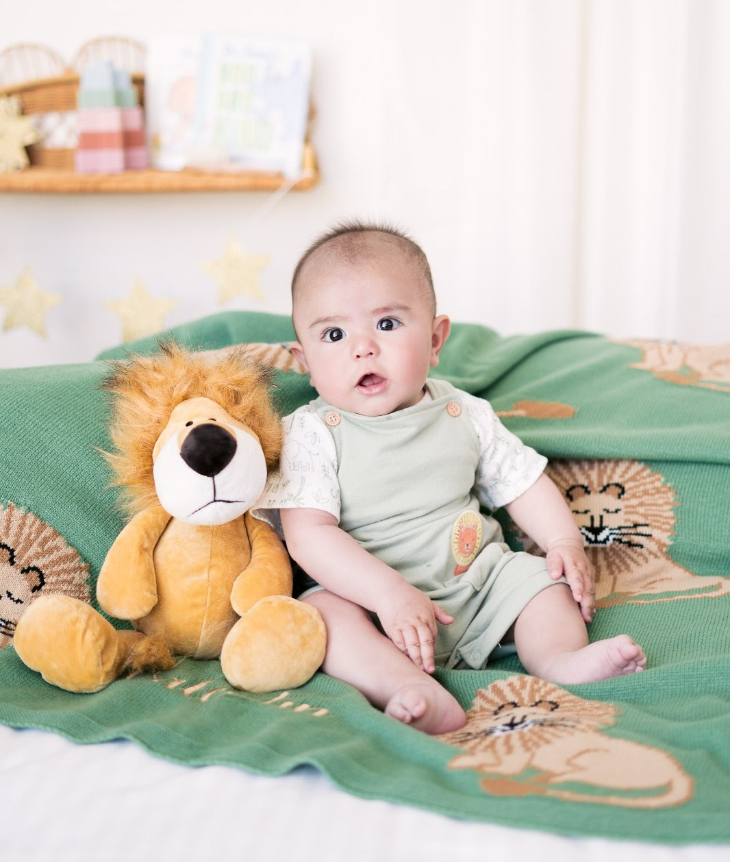 Cobijita Personalizada Leones Sage y Marino