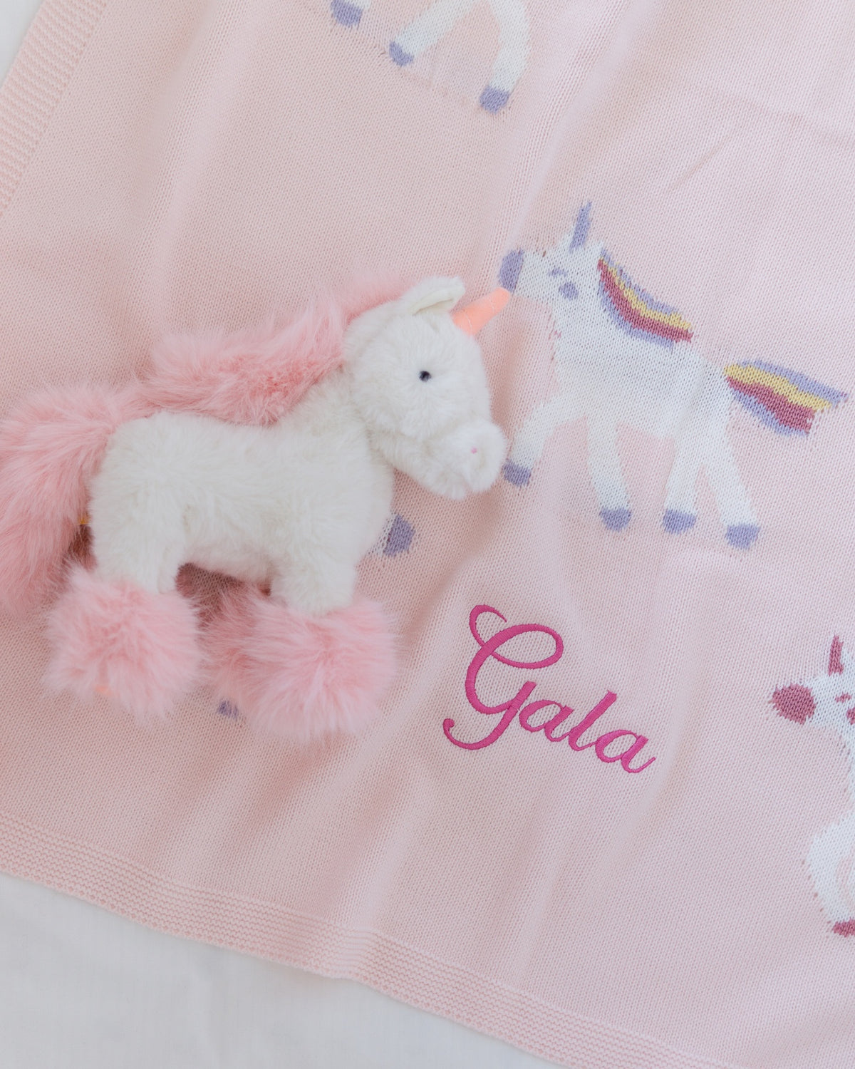 Rainbow el Unicornio Personalizado con Pañuelo