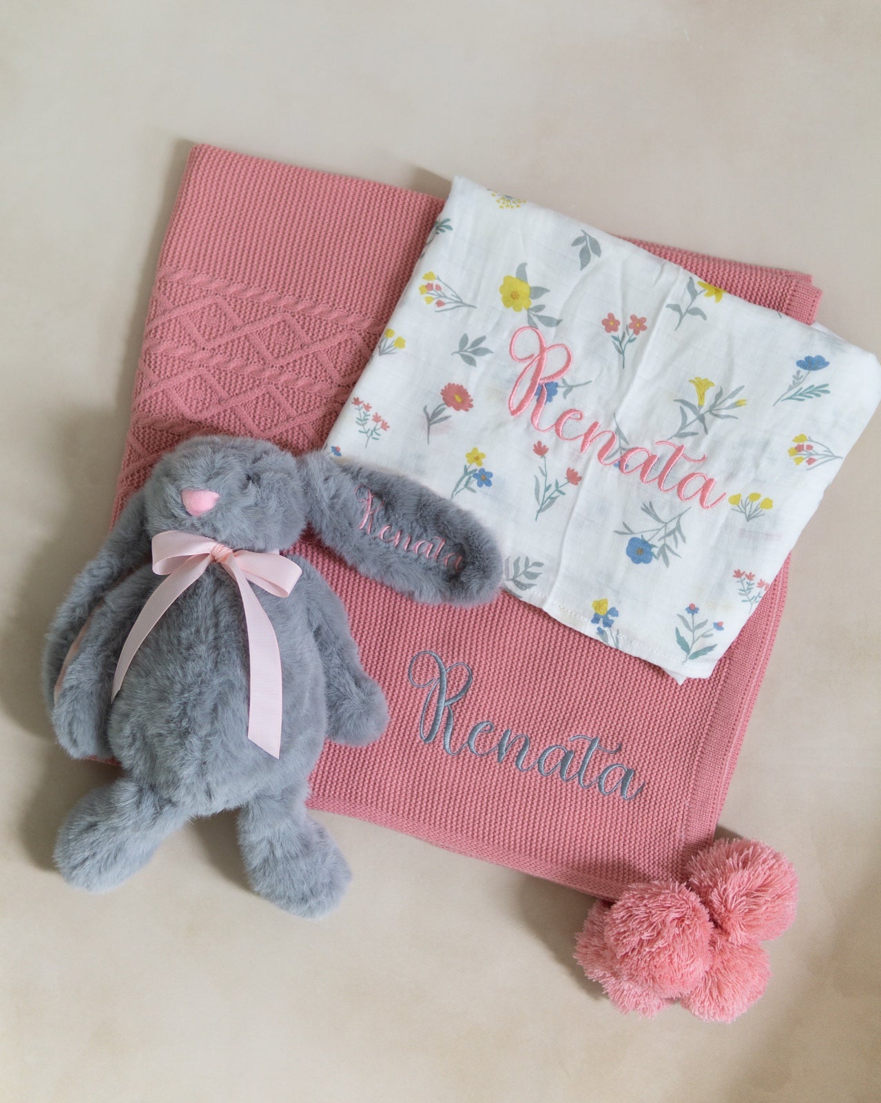 Set de Regalo Básicos para El Bebé con Conejo + Envío Gratis
