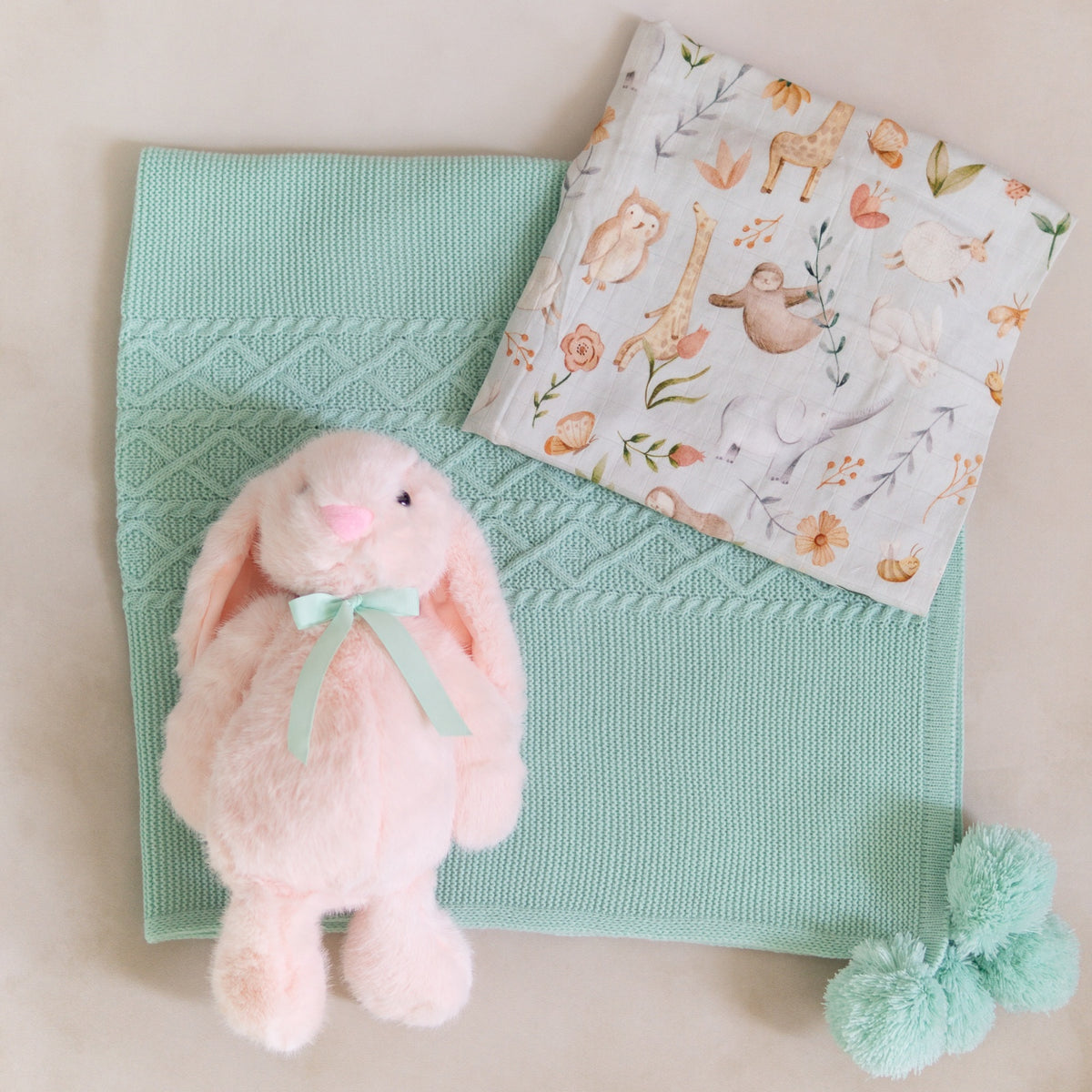 Set de Regalo Básicos para El Bebé con Conejo + Envío Gratis