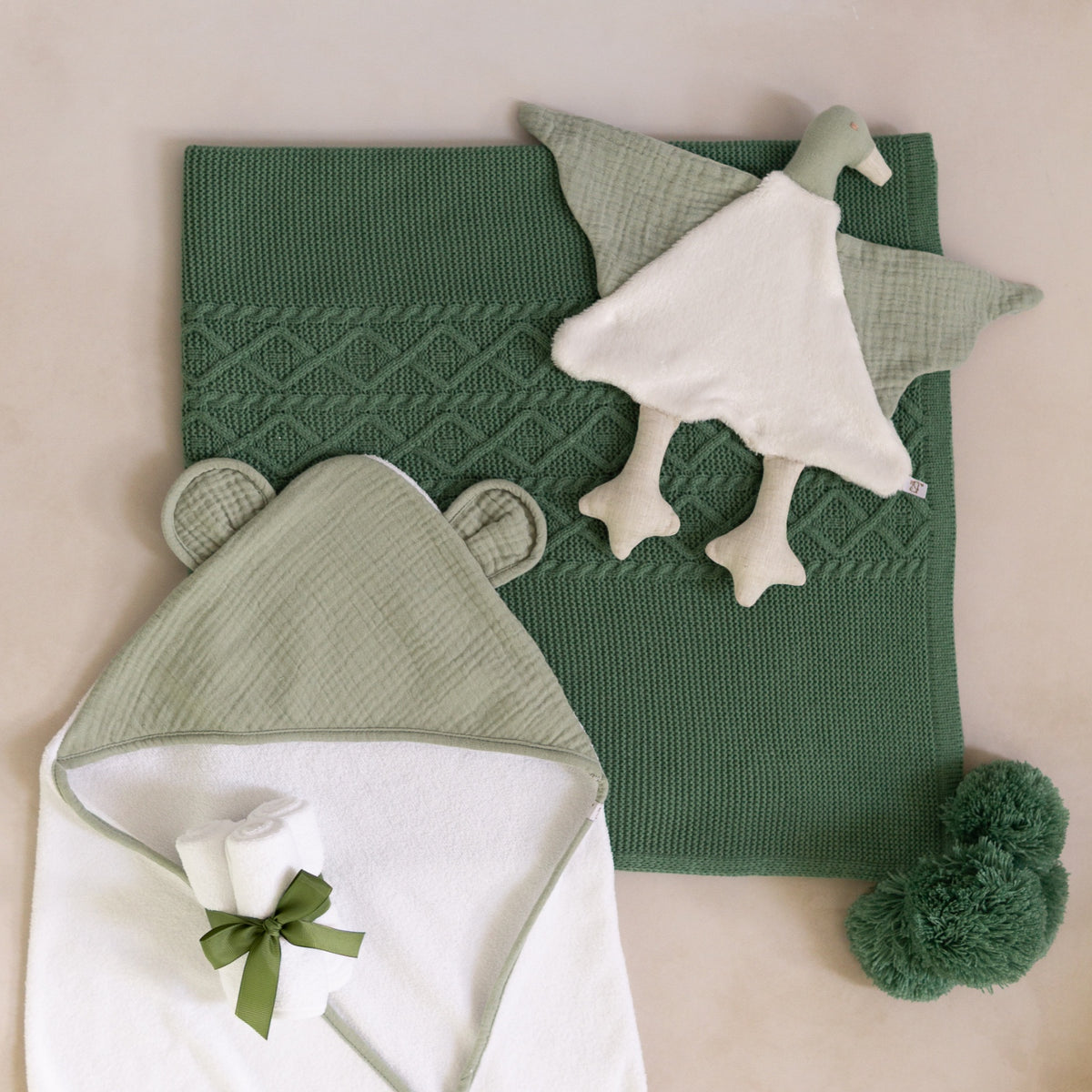 Set de Regalos Básicos para el Bebe con Ganso de Apego Envio Gratis