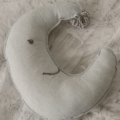 Cojín Luna Pompón